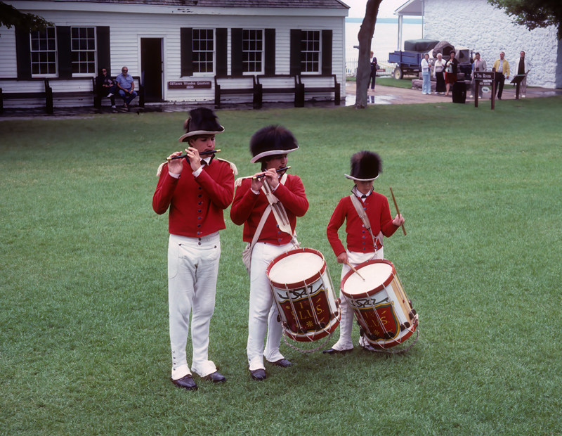 1985_MI_trip_John_Tamara_Linda_022